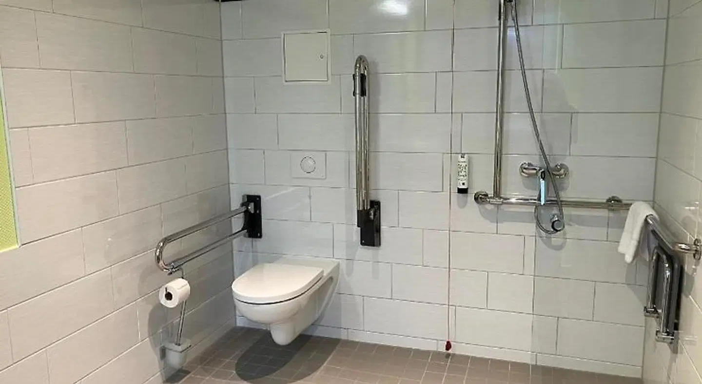 Hotel Restaurant Elbebrücke Badezimmer