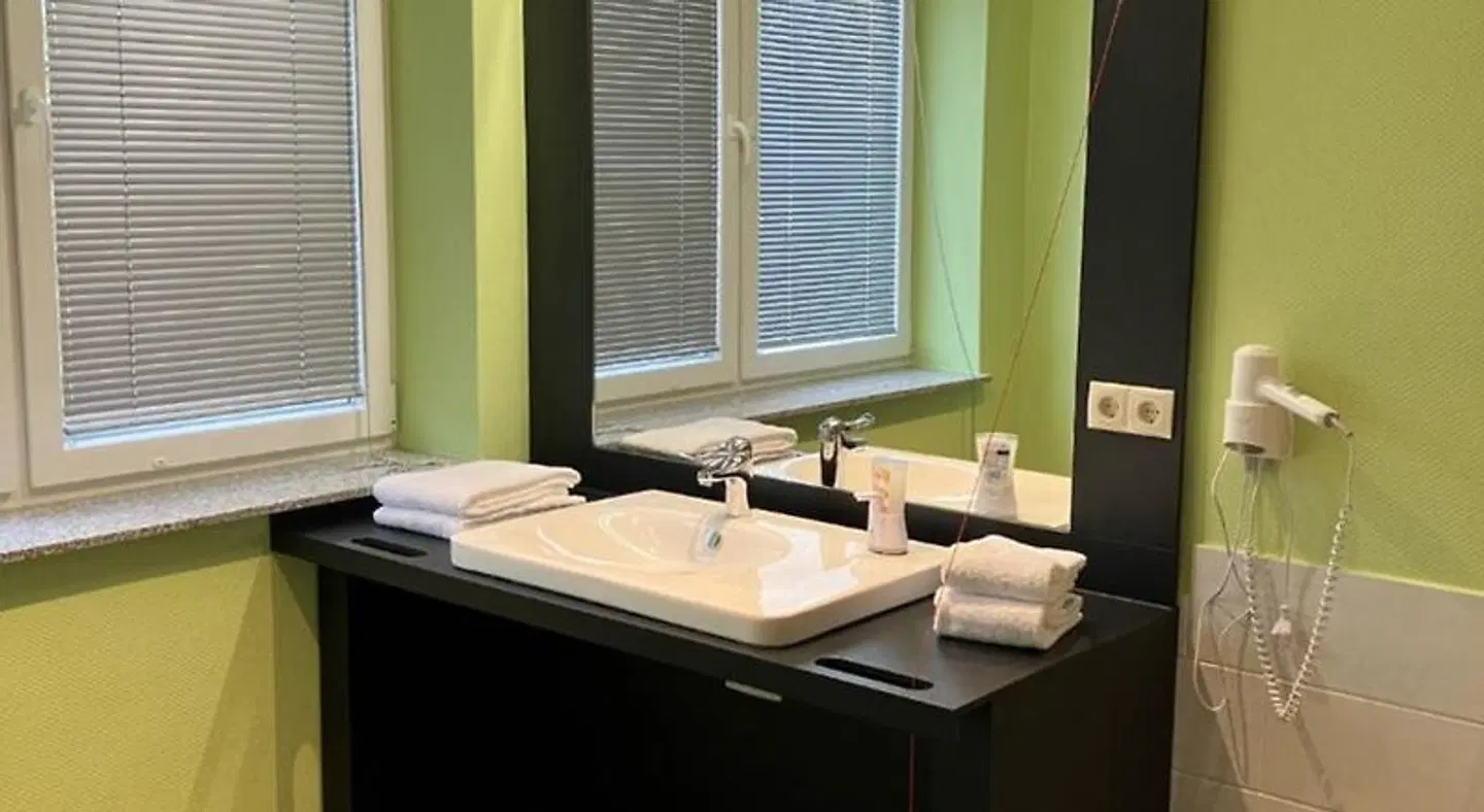 Hotel Restaurant Elbebrücke Badezimmer