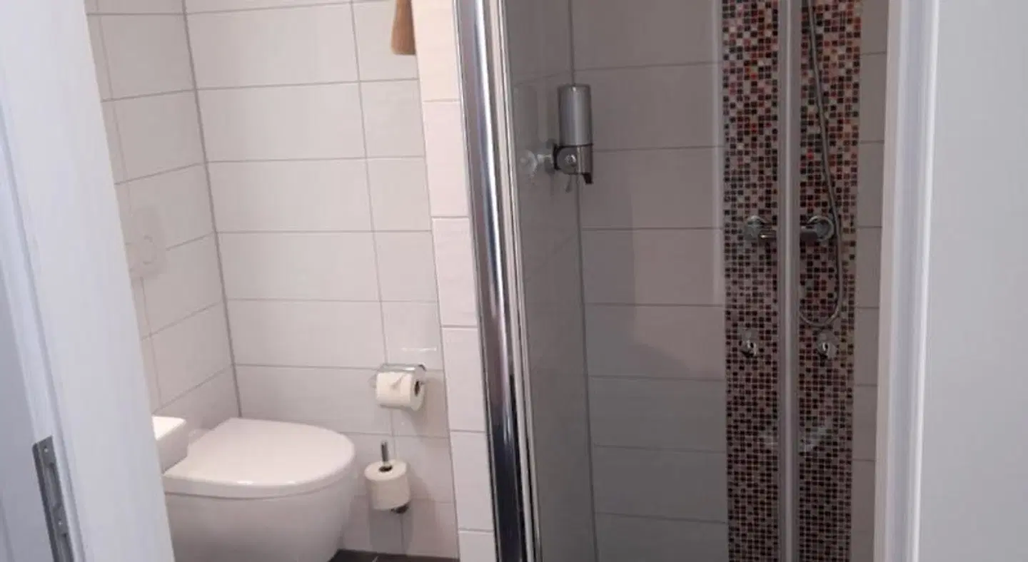 Gastehaus Weinberge Badezimmer