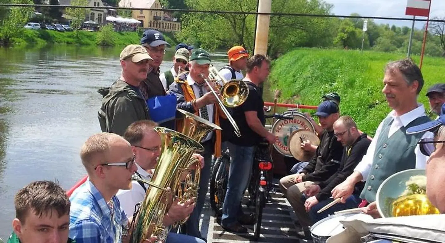 Alter Felsenkeller PEOPLE