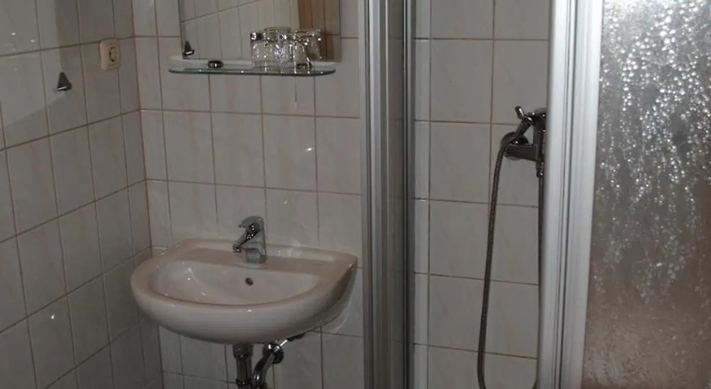 Landhotel "Lichte Aue" Lichtenau Badezimmer