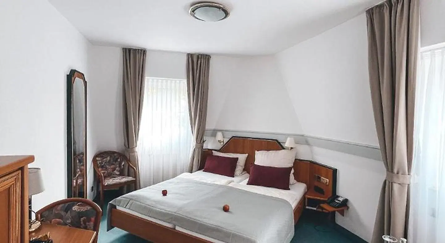 Tillmanns ROOM_EXAMPLE