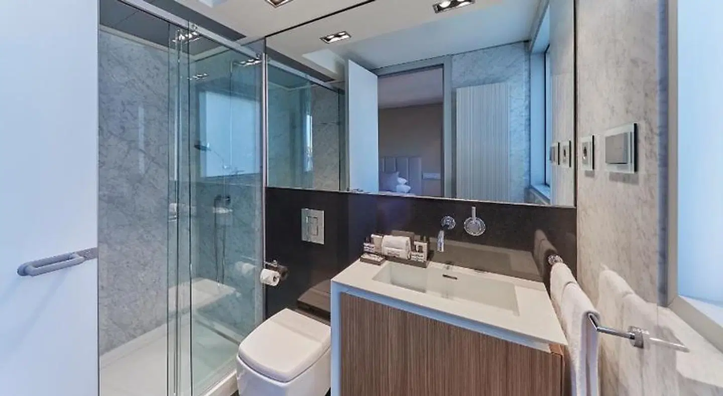 Hyatt Regency Madrid Residences Badezimmer