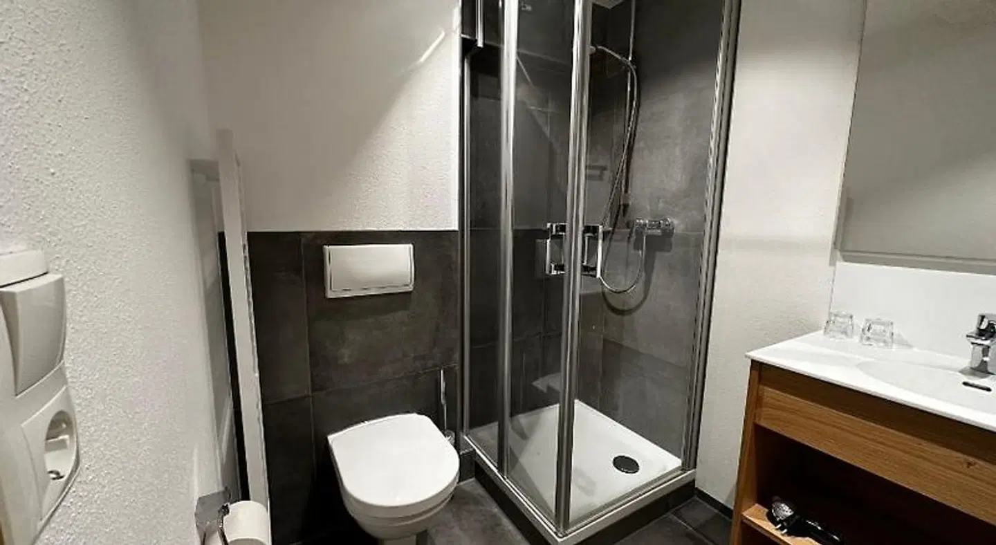 Goldene Krone Badezimmer