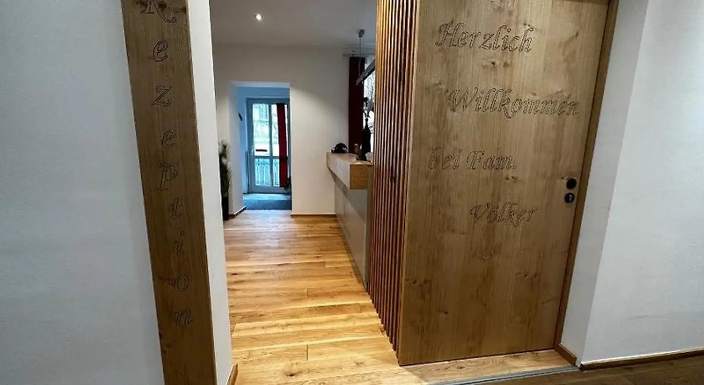 Goldene Krone HEALTH_BEAUTY