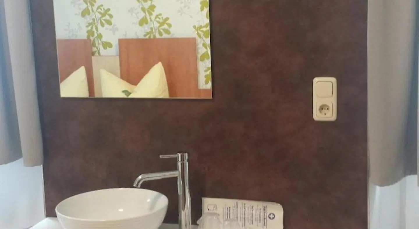 Krone Badezimmer