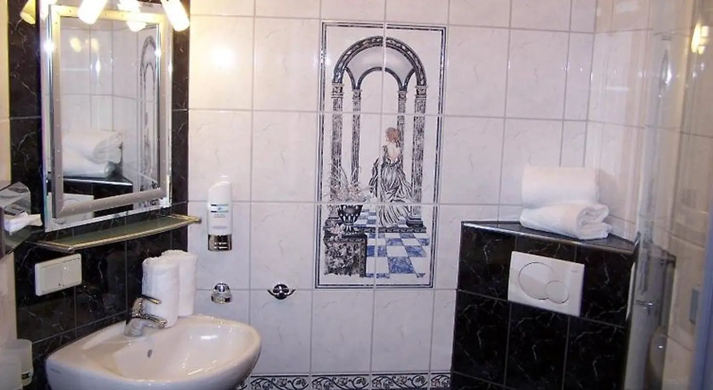 Zur Post Badezimmer