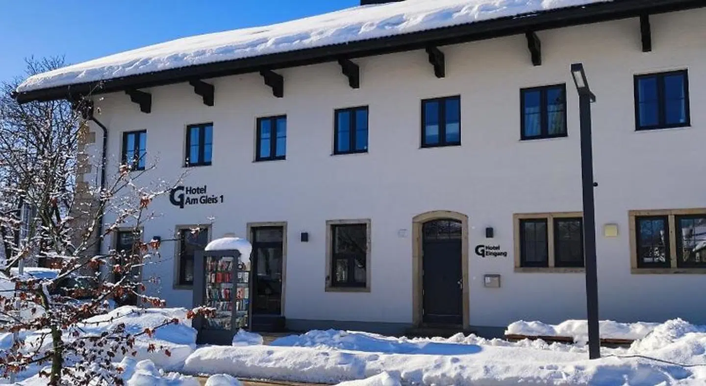 Hotel Am Gleis 1 EXTERIOR