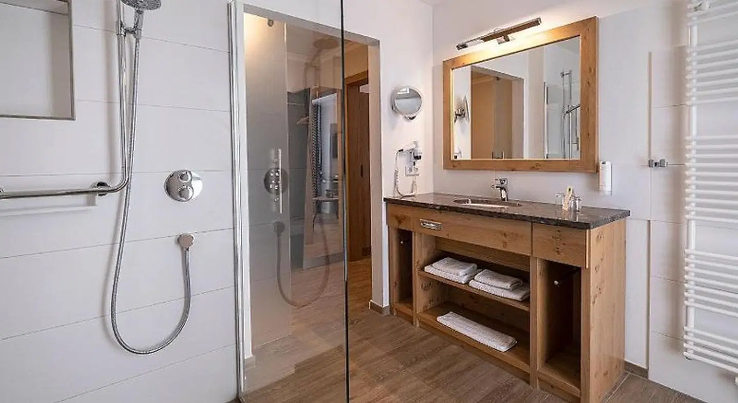Hotel Neuwarft Badezimmer