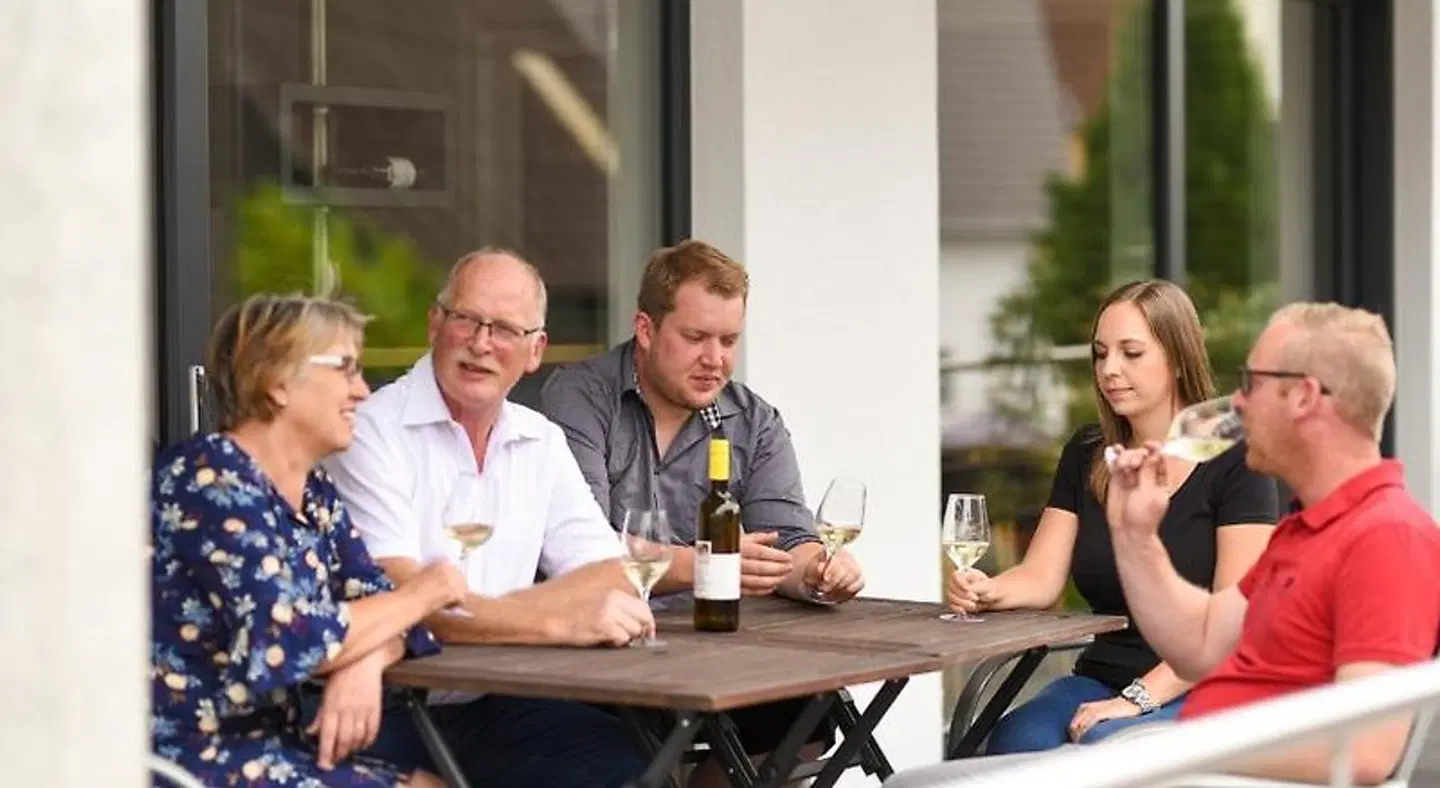 Vinotel Heinz J. Schwab PEOPLE