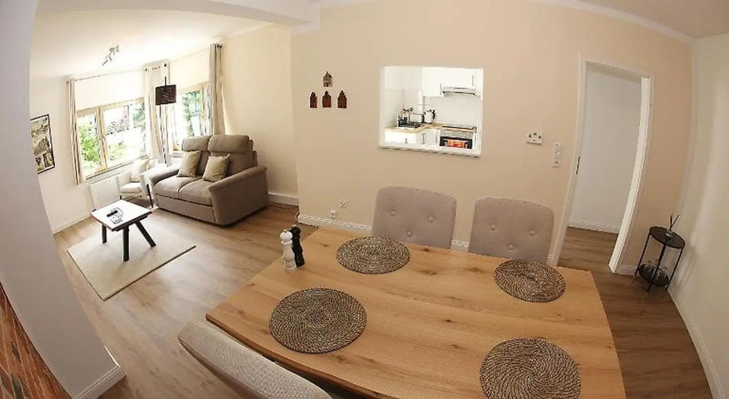Jessop Haus ROOM_EXAMPLE