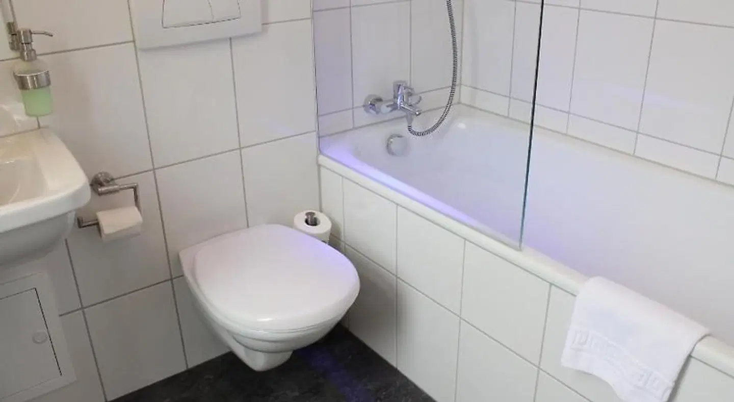 Hohenstaufen Badezimmer