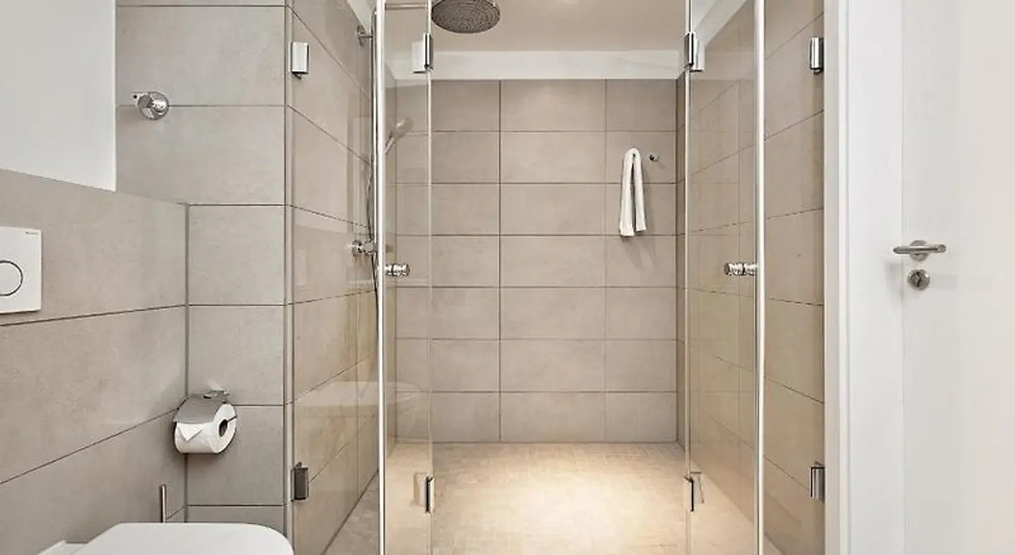 H.ome Serviced Apartments München Badezimmer