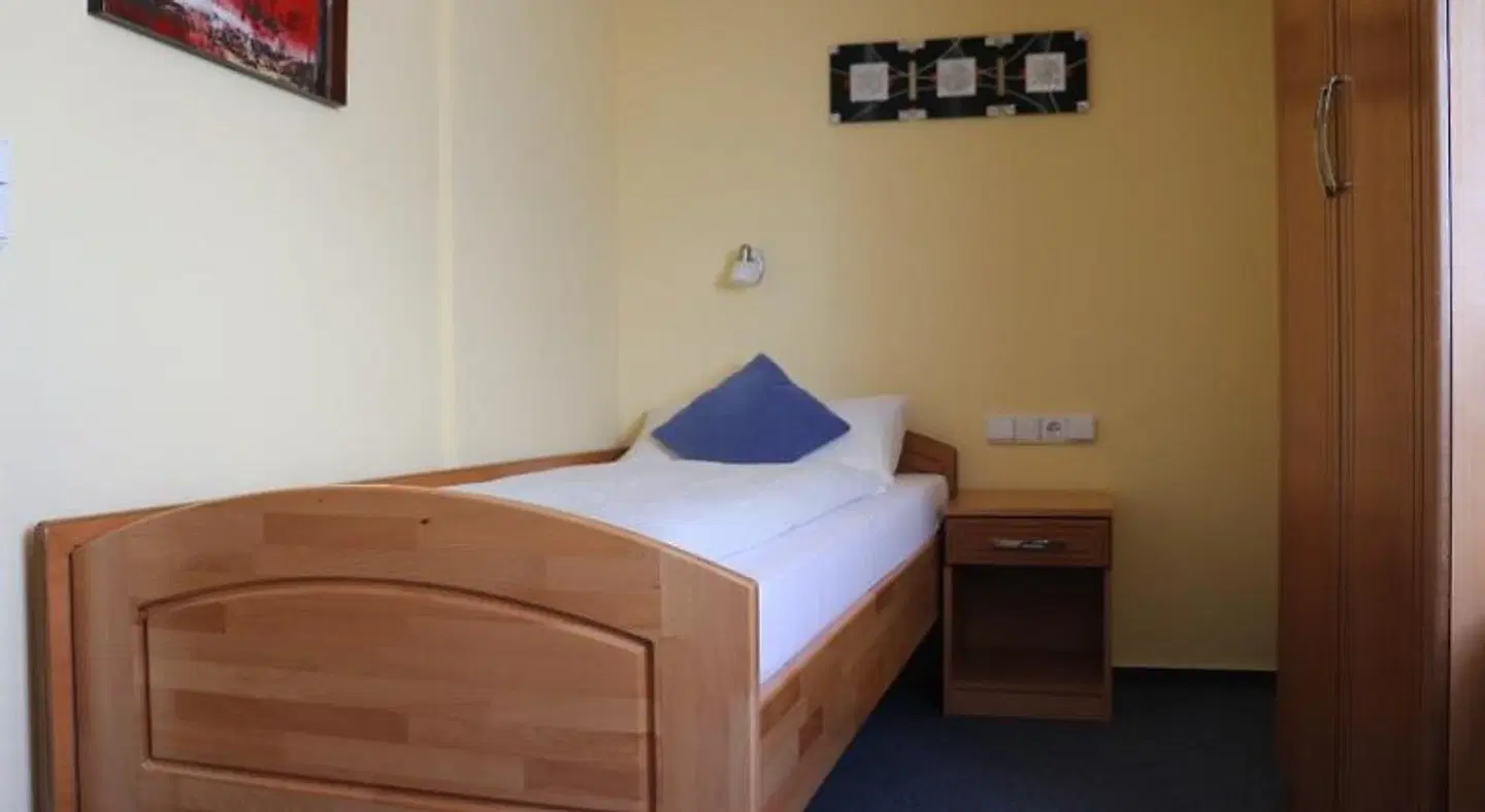 Hotel Zum Waldstein ROOM_EXAMPLE