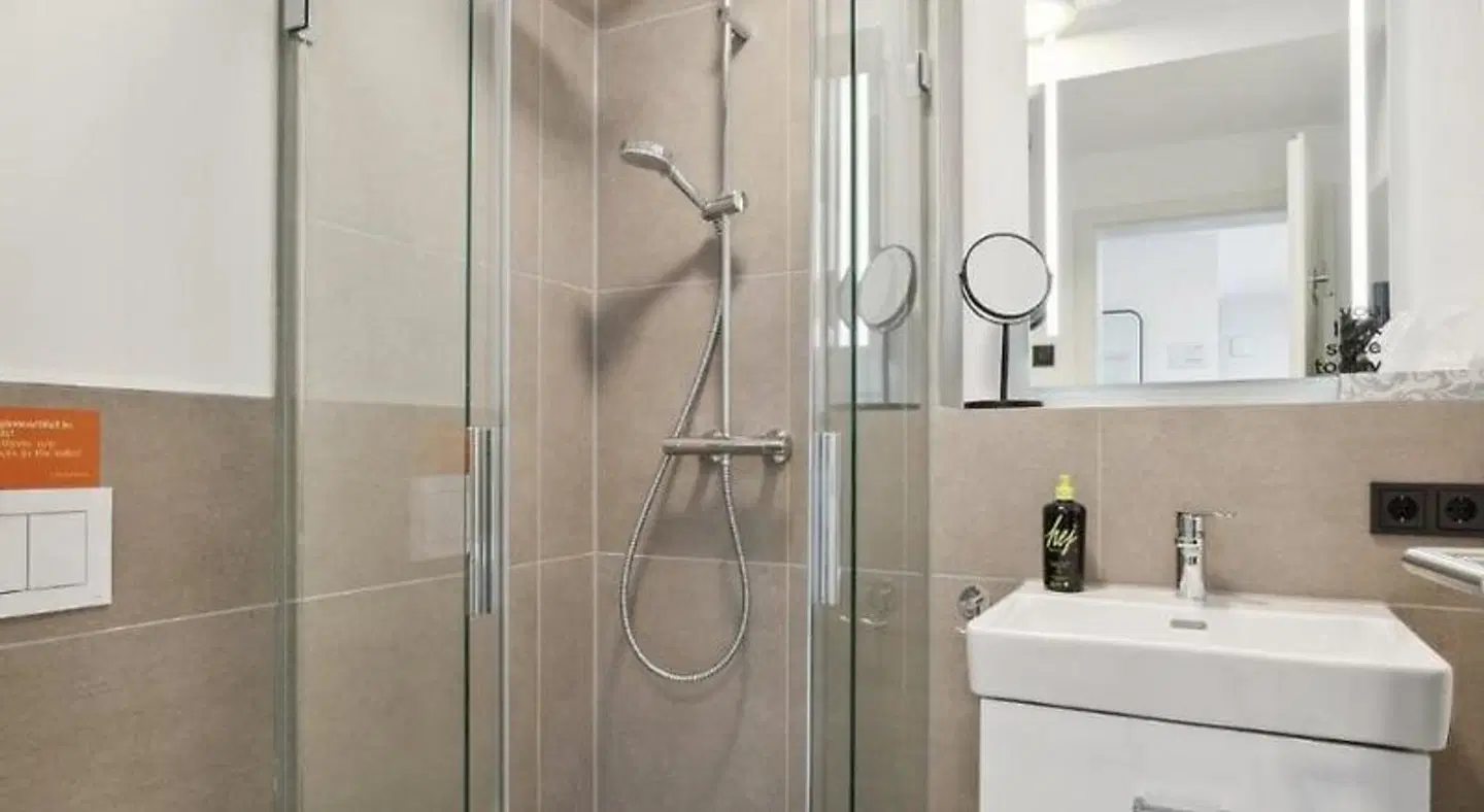 Limehome Nuremberg Celtisplatz Badezimmer