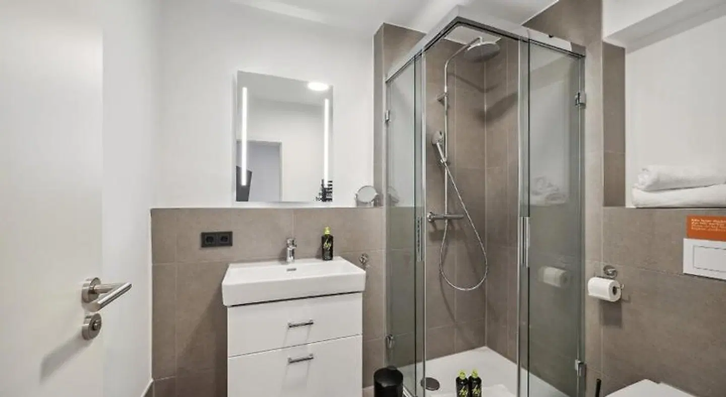 Limehome Nuremberg Celtisplatz Badezimmer