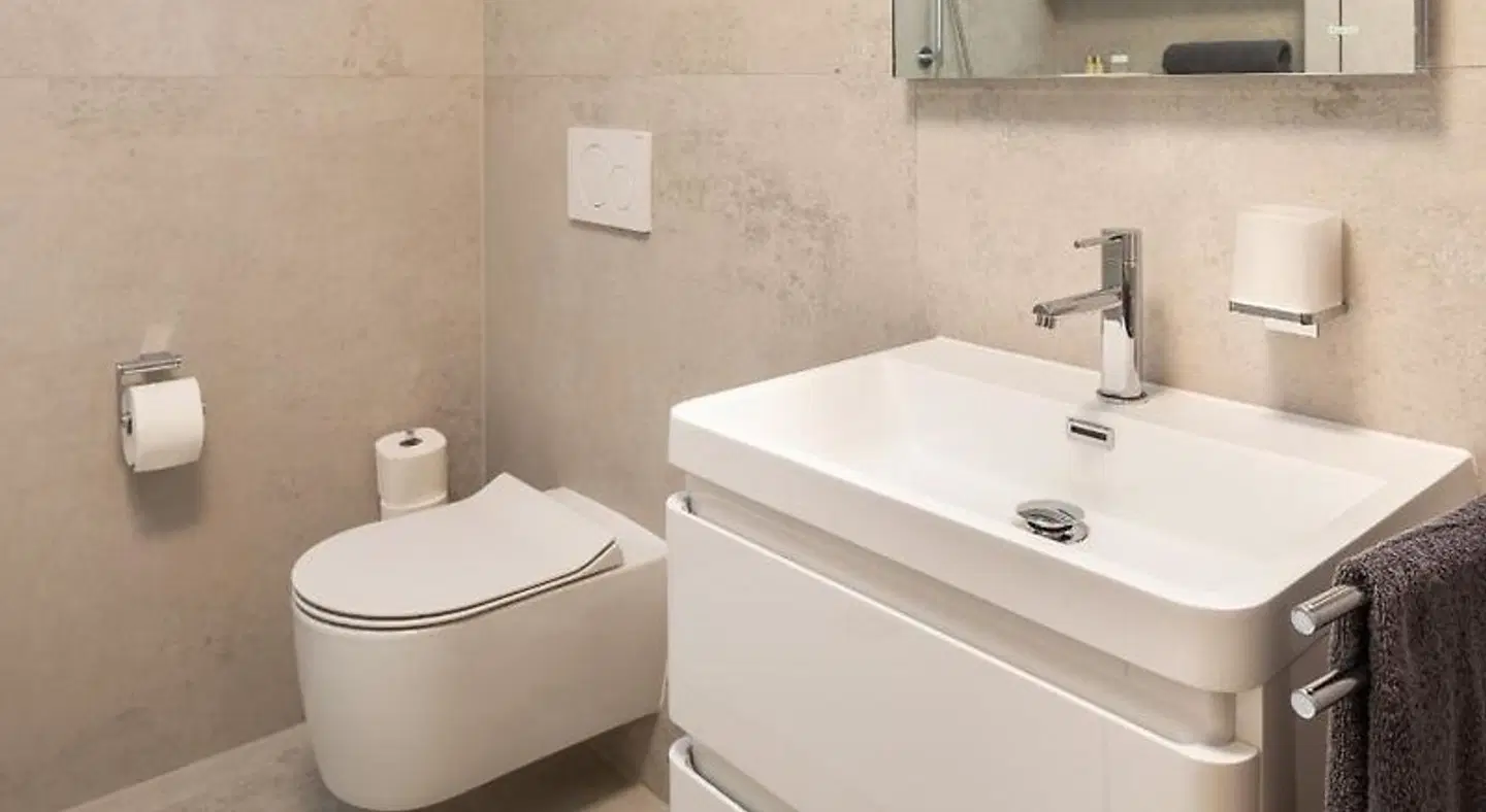 Home & Work Apartments Badezimmer