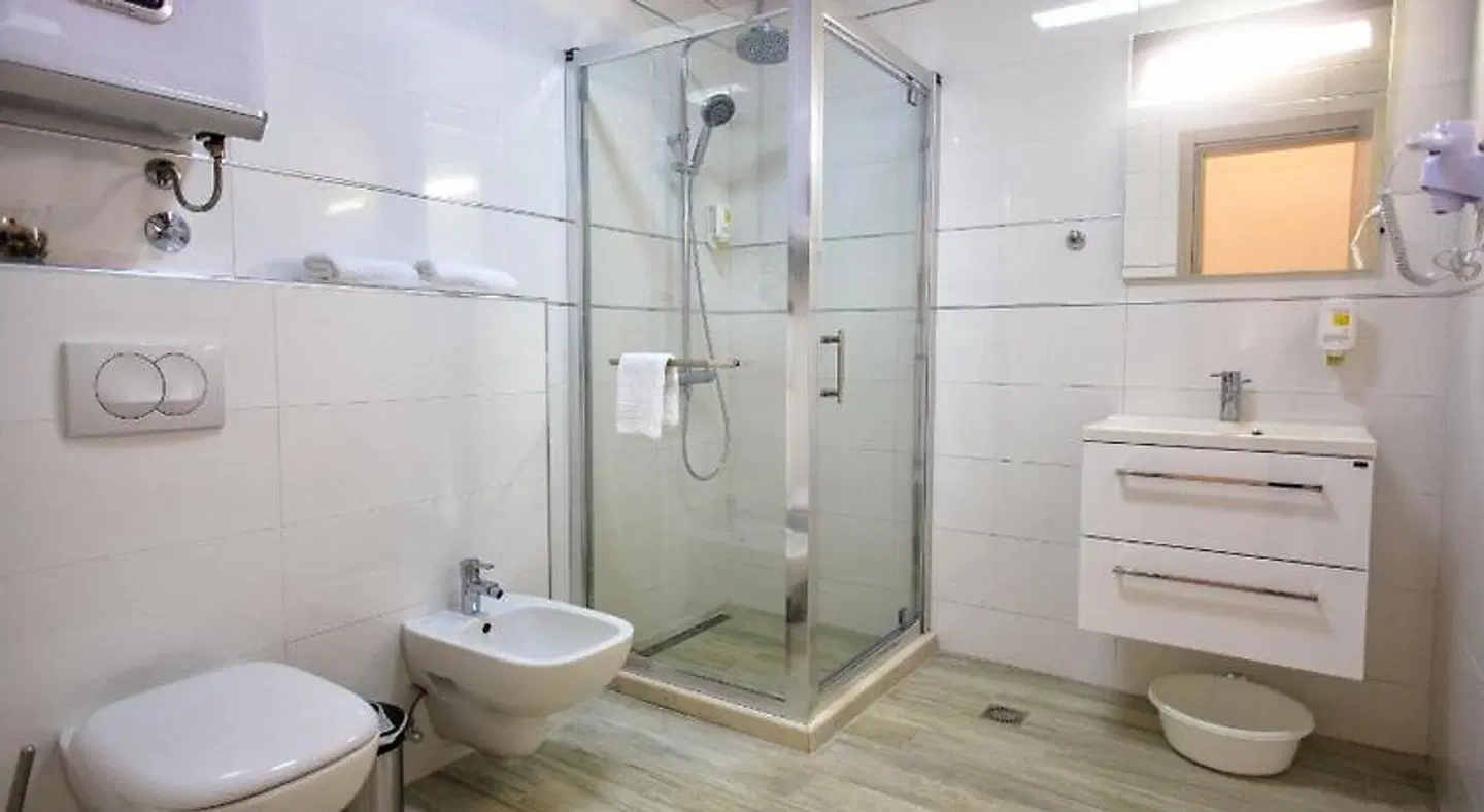 Nautilus Apartments Badezimmer
