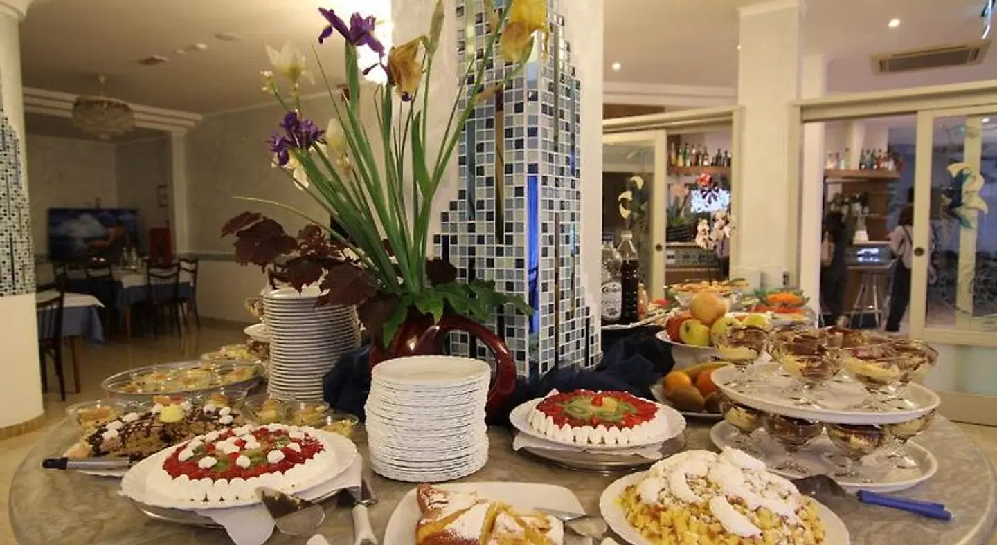 Hotel Capri LOUNGE_LOBBY