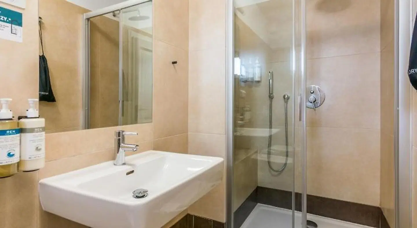 numa | Libusa Apartments Badezimmer