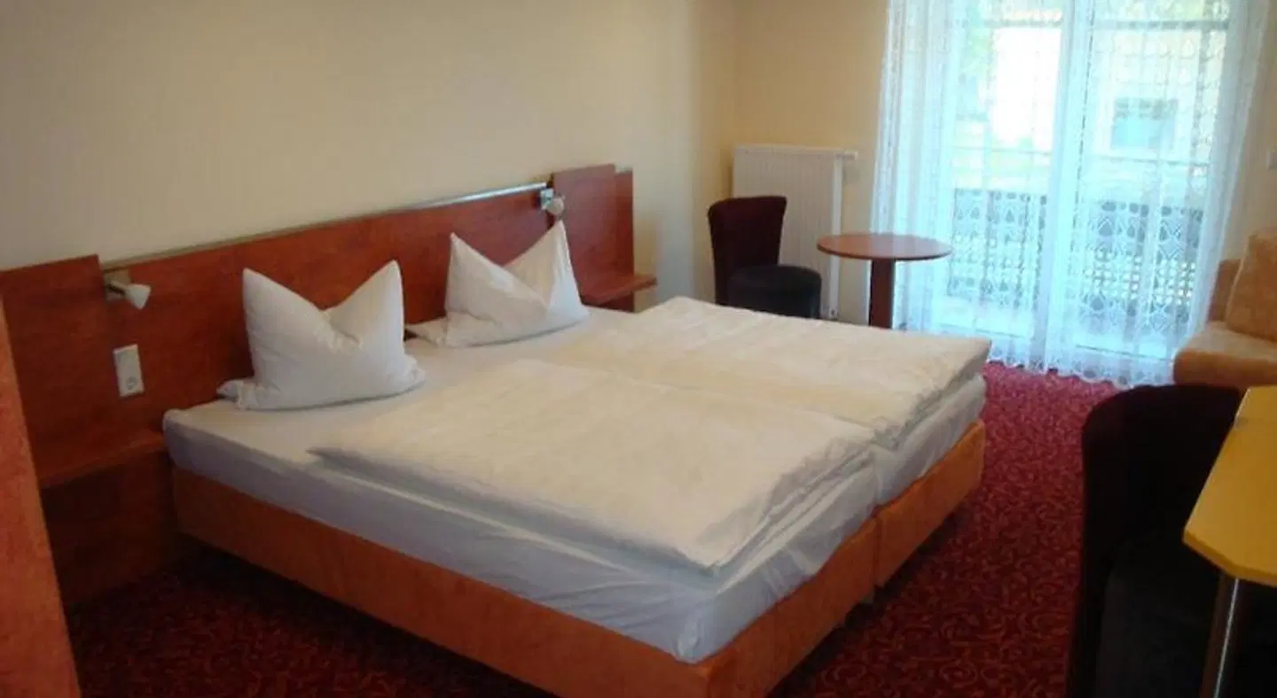 Rothsee Hotel ROOM_EXAMPLE