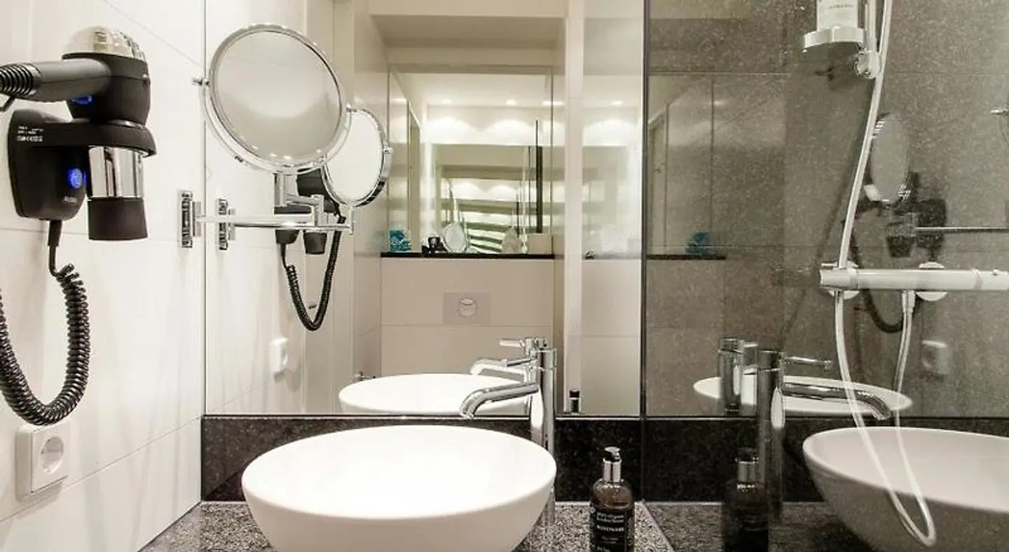 Motel One Amsterdam Badezimmer