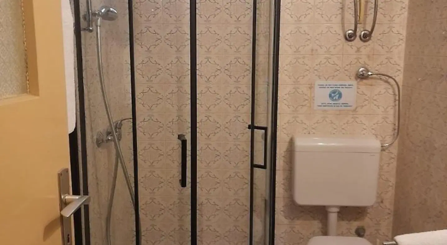 Bed & Breakfast Batosic Makarska Badezimmer
