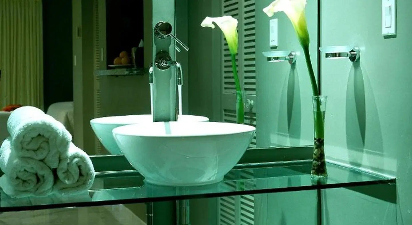 Nassau Suite Hotel Badezimmer