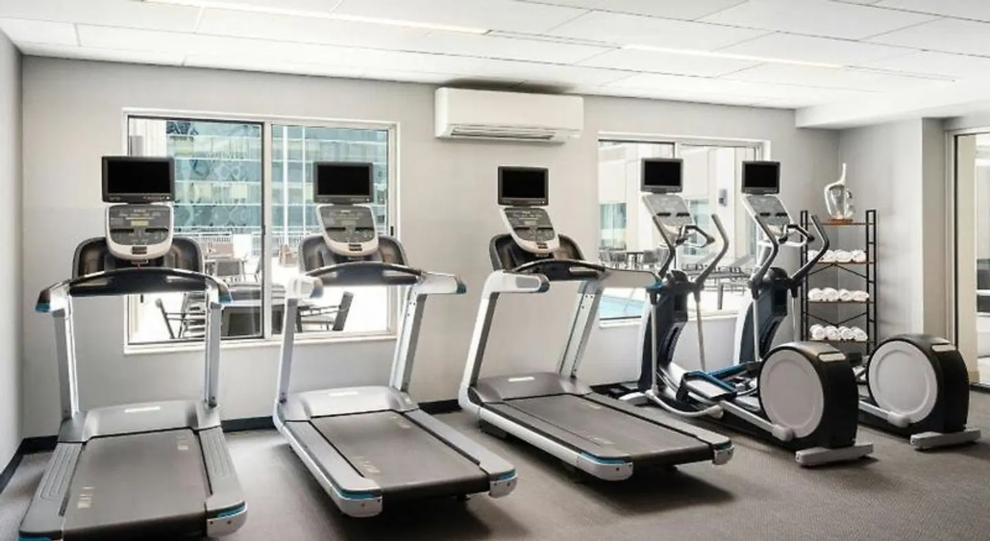 Courtyard by Marriott Charlotte City Center SPORTS_AND_LEISURE