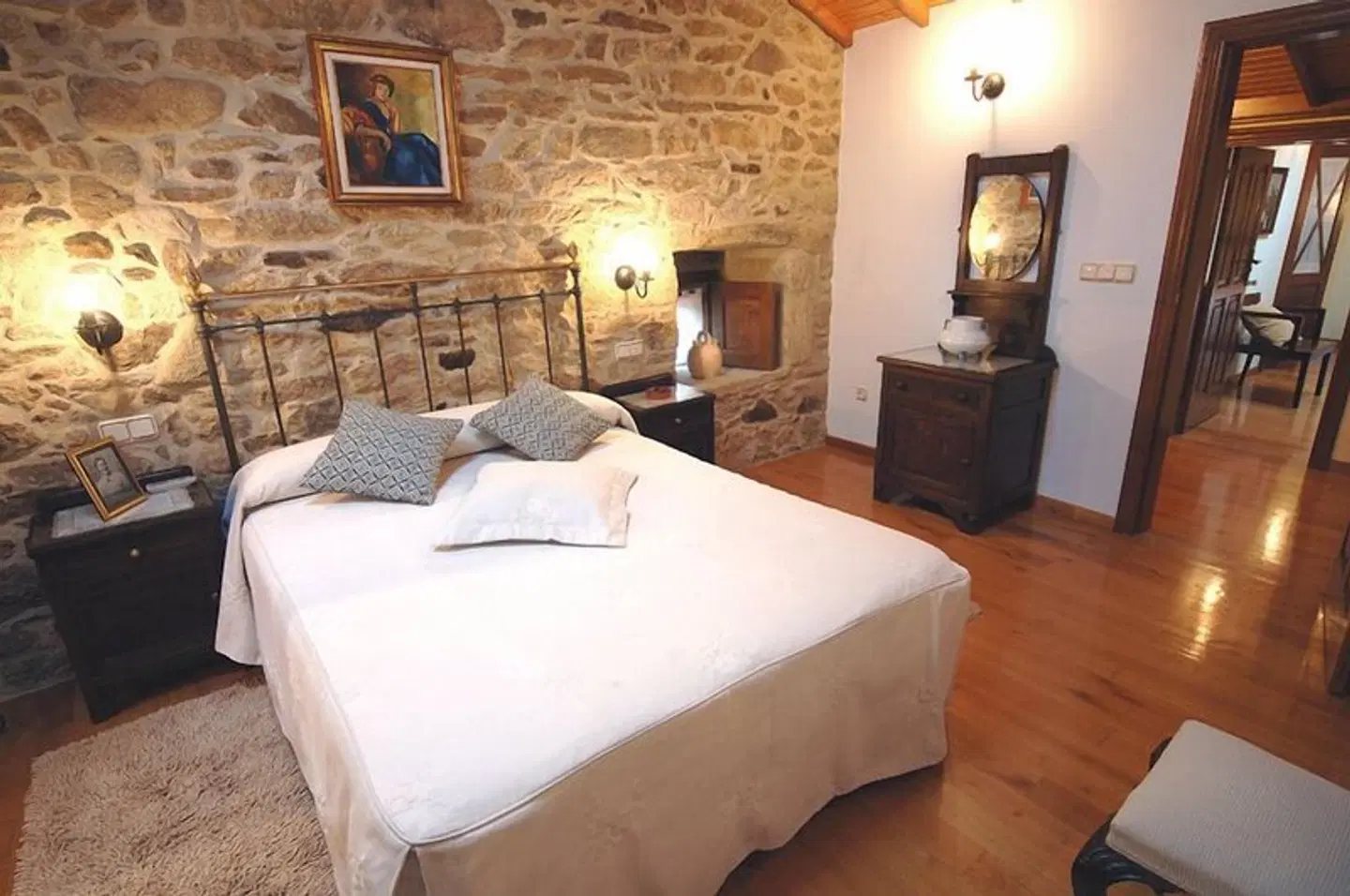 Os Migueliños ROOM_EXAMPLE