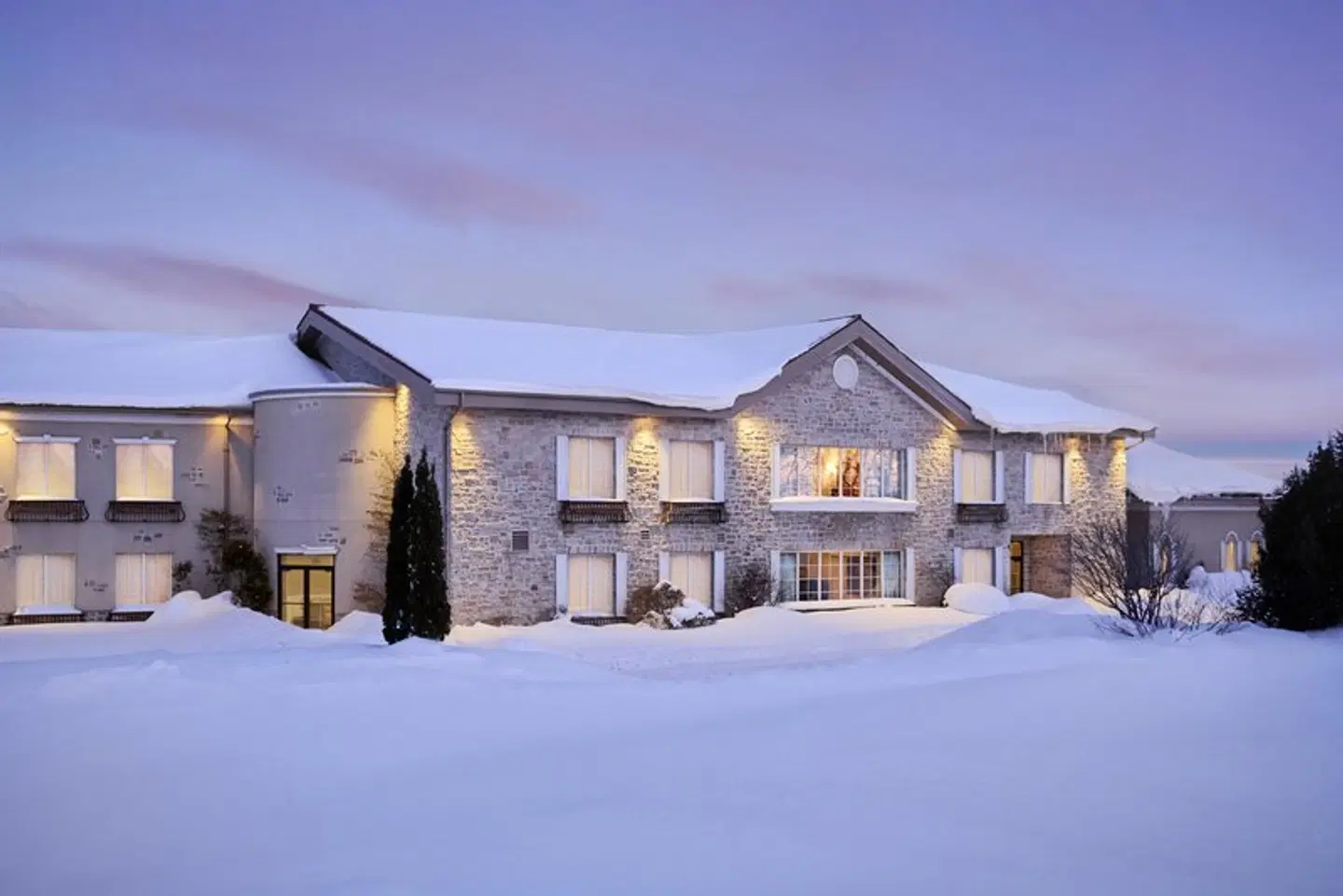Christie's Mill Inn & Spa EXTERIOR