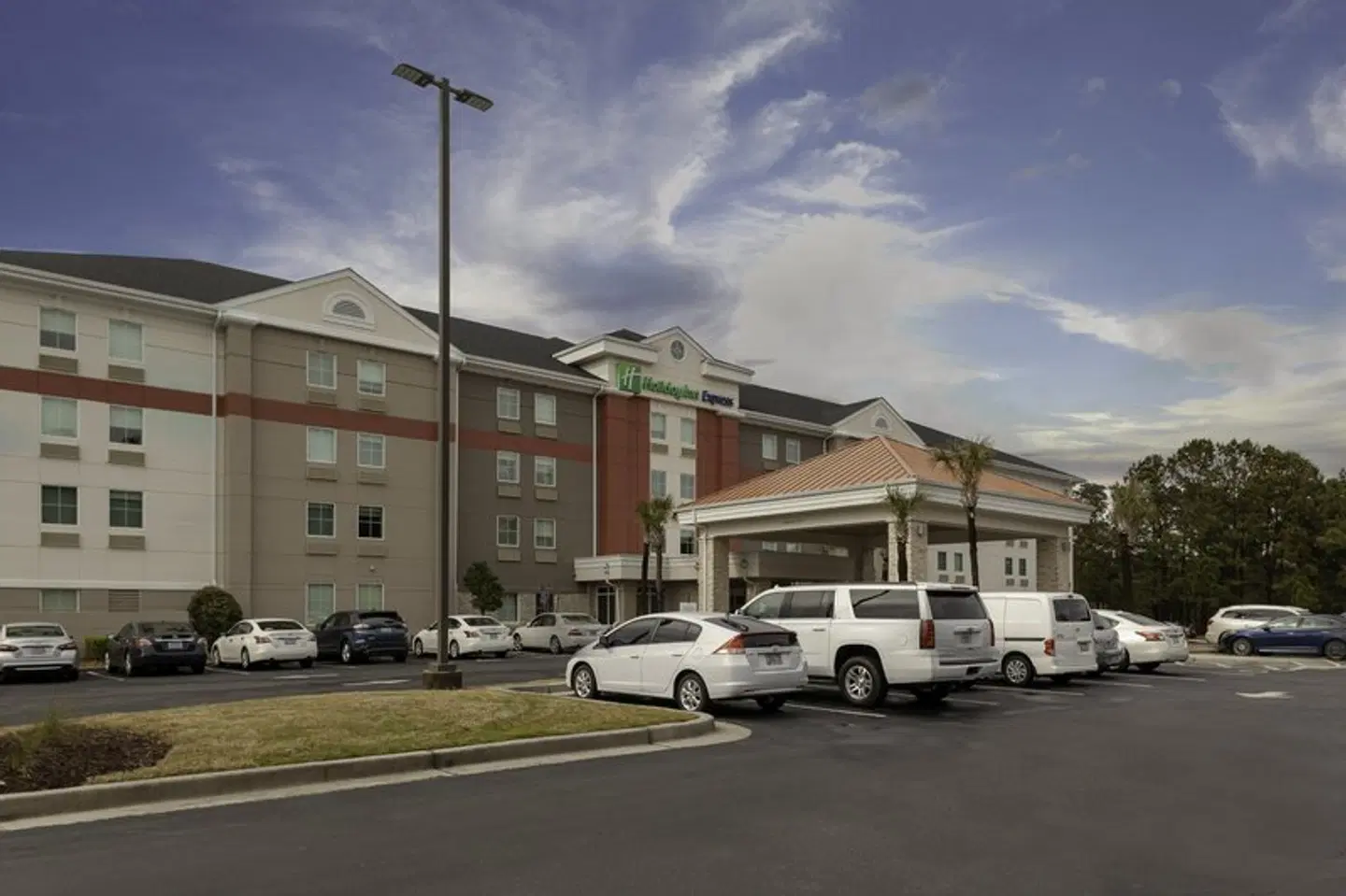 Holiday Inn Express Myrtle Beach-Broadway@The Bch by IHG EXTERIOR