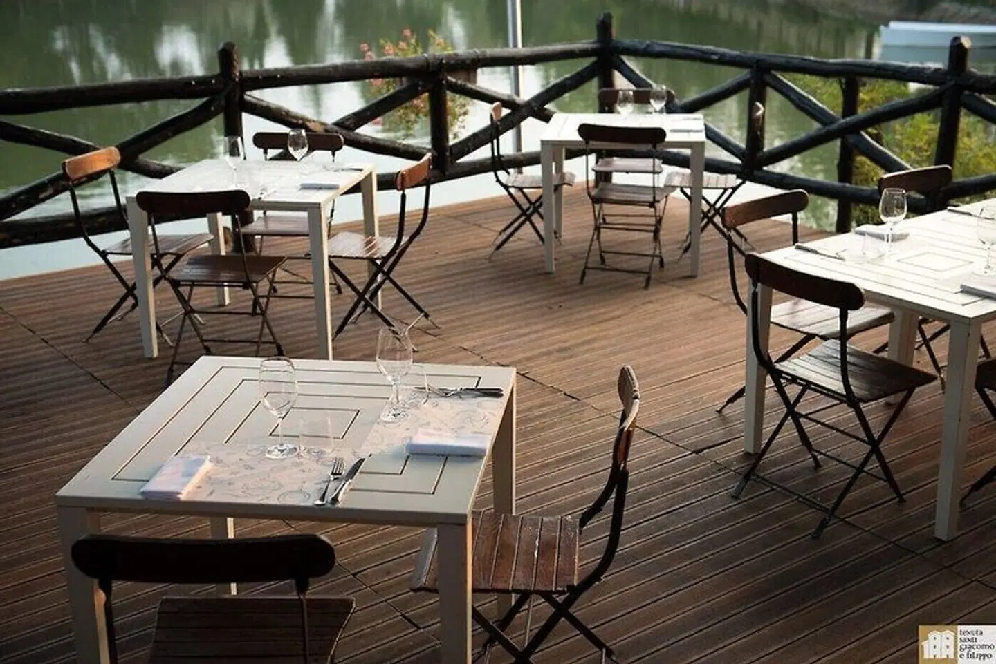 Tenuta Santi Giacomo e Filippo Terrasse