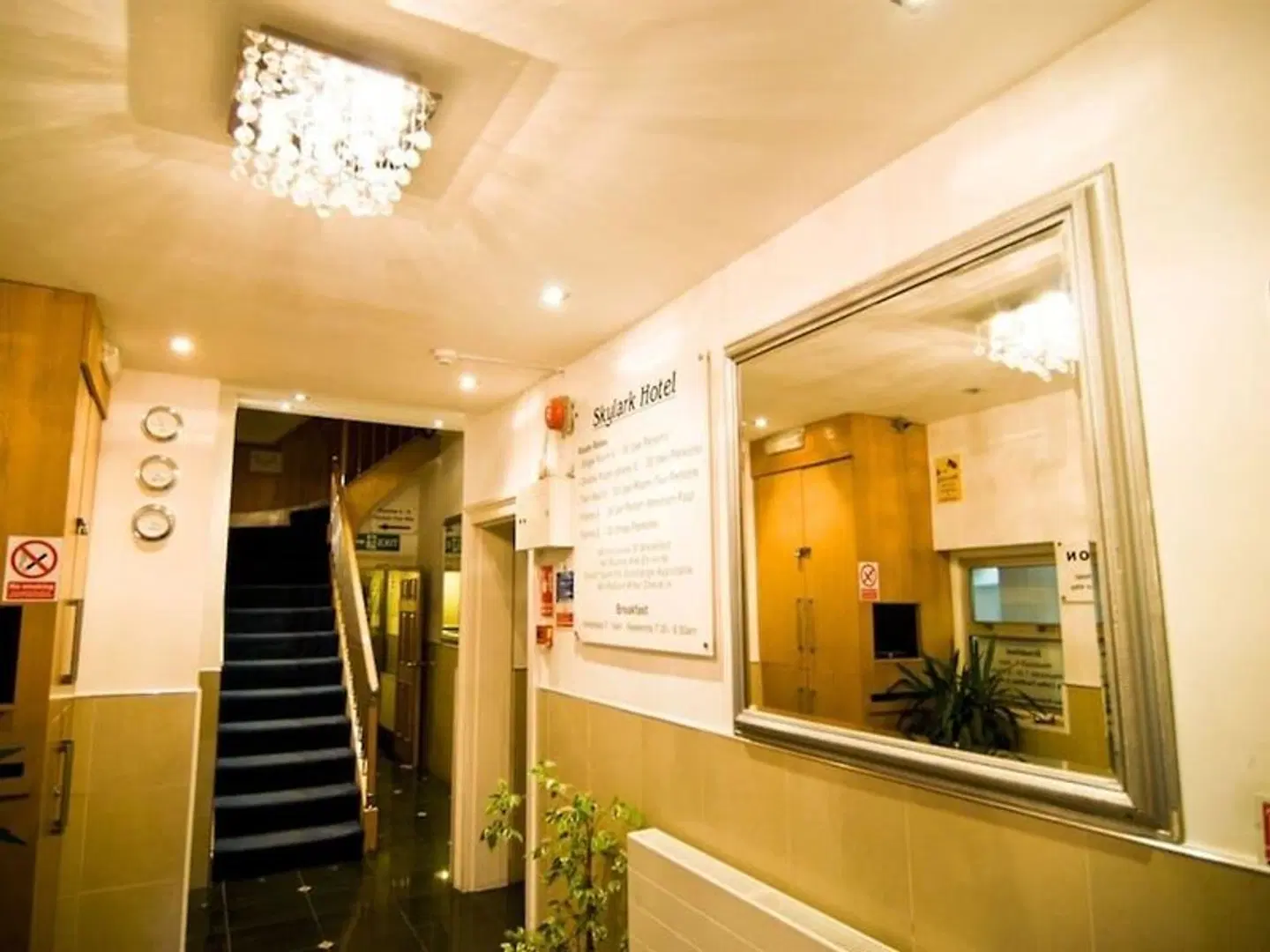 Skylark Guest House LOUNGE_LOBBY