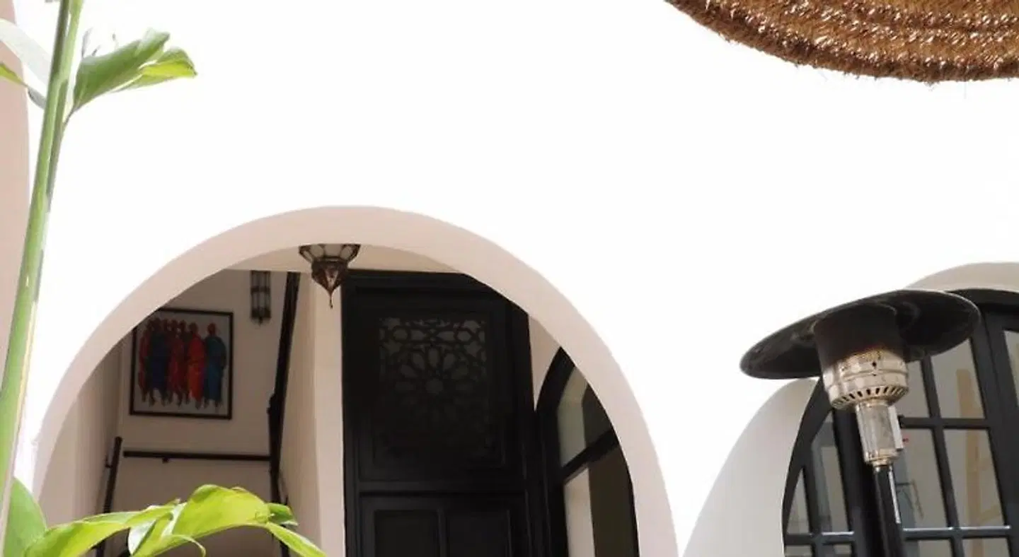 Riad Dar Awil EXTERIOR