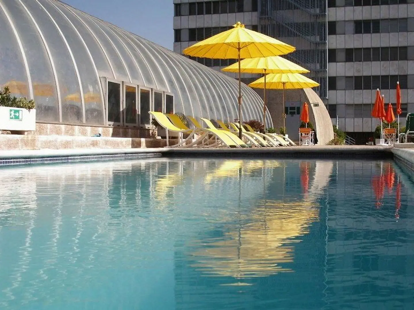 Eurobuilding 2 OUTDOOR_POOL