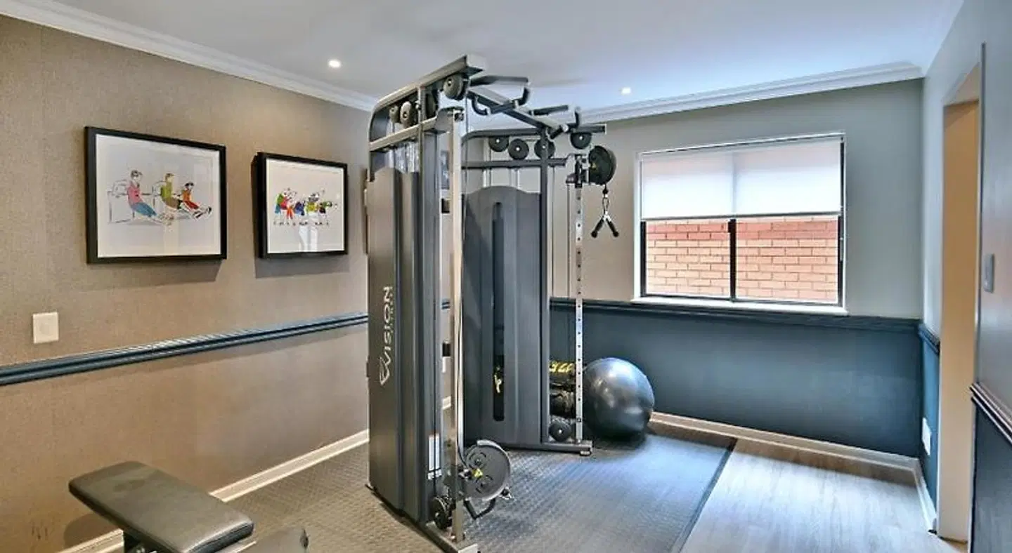 Courtyard Hotel Rosebank ROOM_EXAMPLE