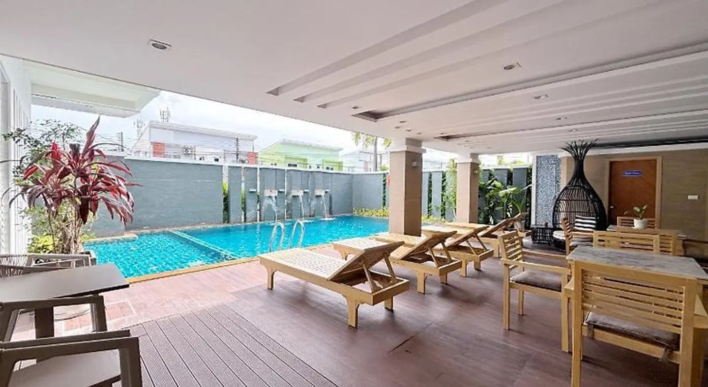 Ratana Apart-Hotel at Rassada Hallenbad