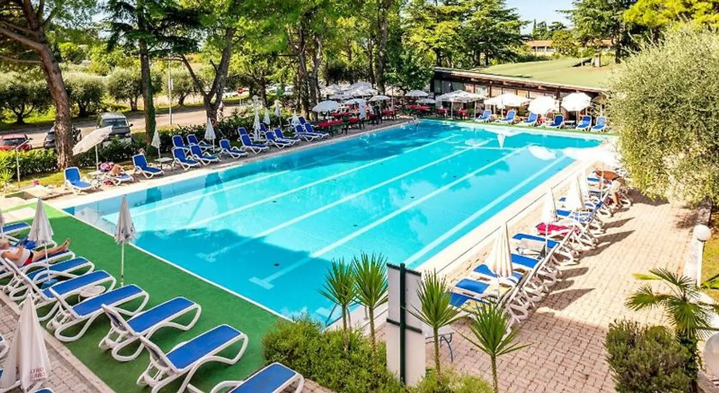 Hotel Royal OUTDOOR_POOL