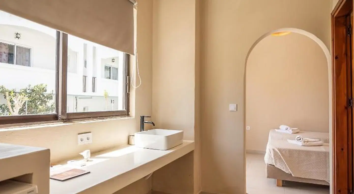 'tm' - Beach Rooms & Suites Badezimmer