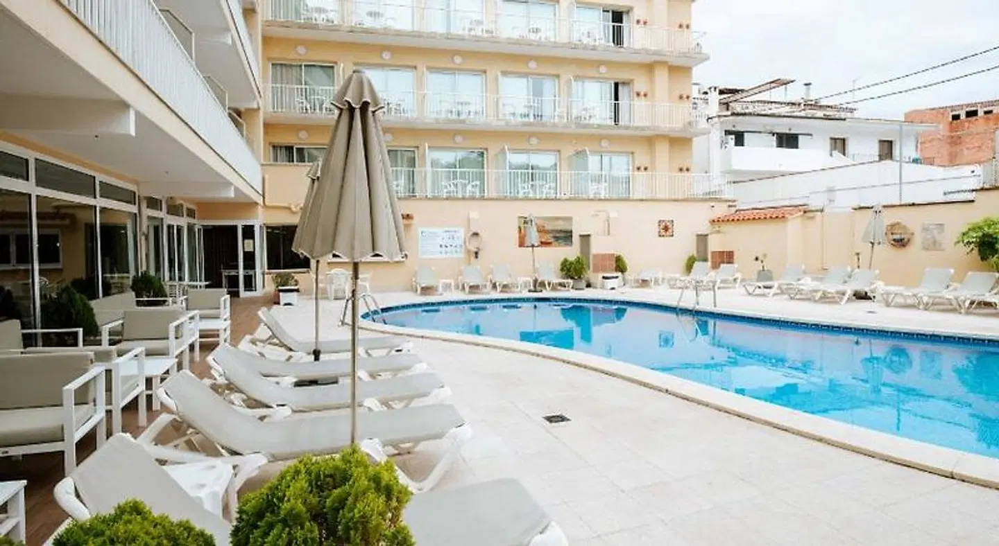 S'Agoita OUTDOOR_POOL