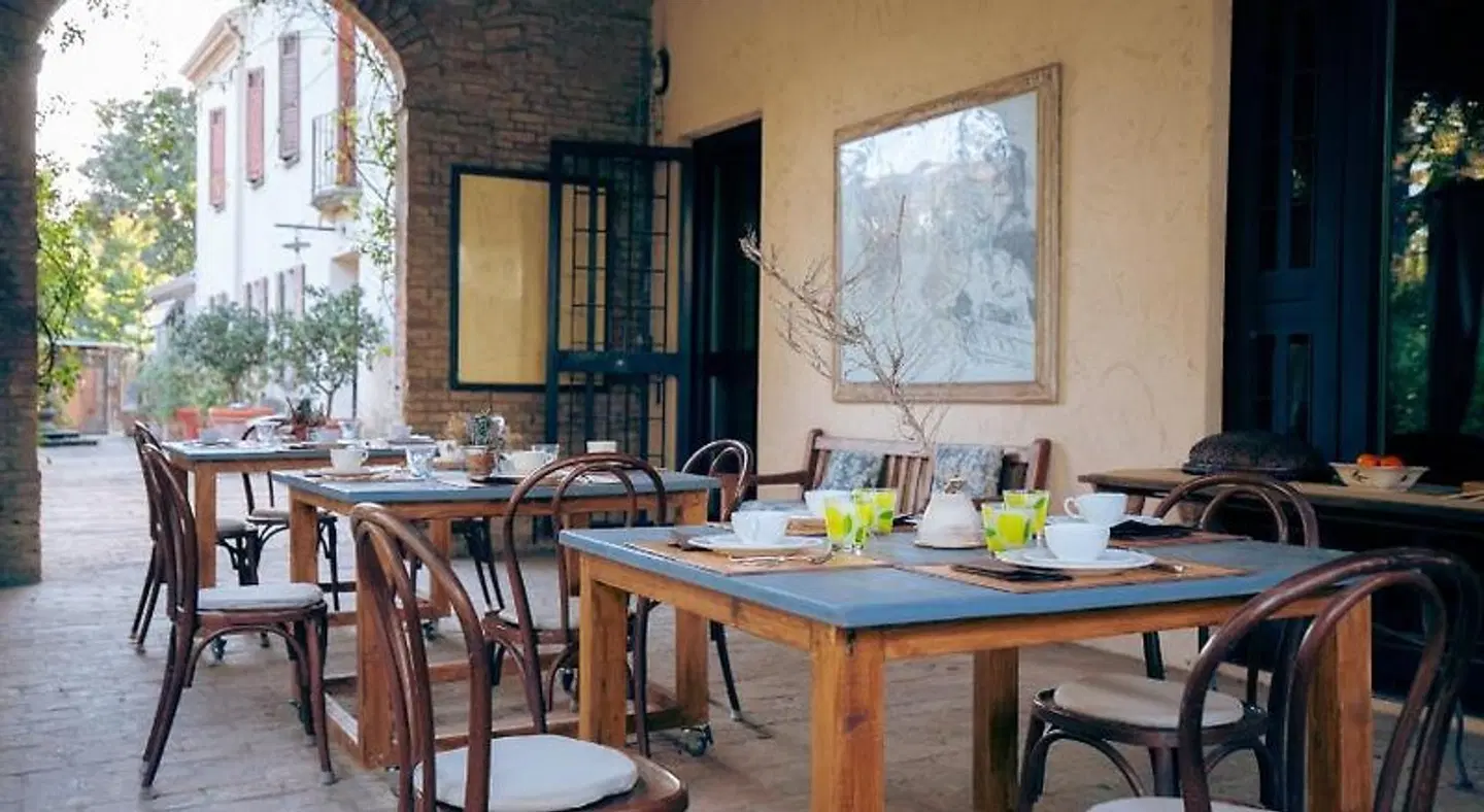 La Luna nel Pozzo Restaurant