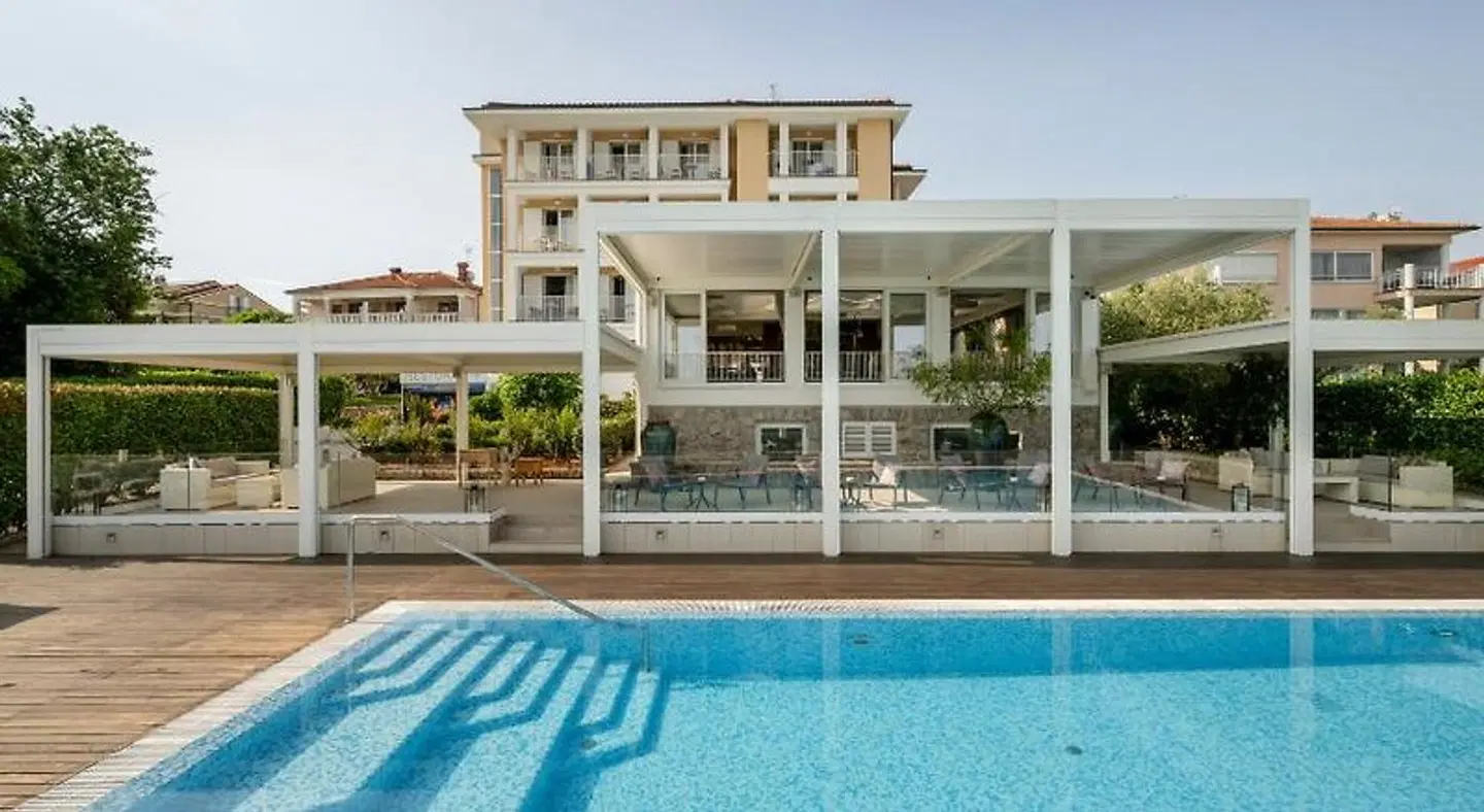 Vila Rova OUTDOOR_POOL