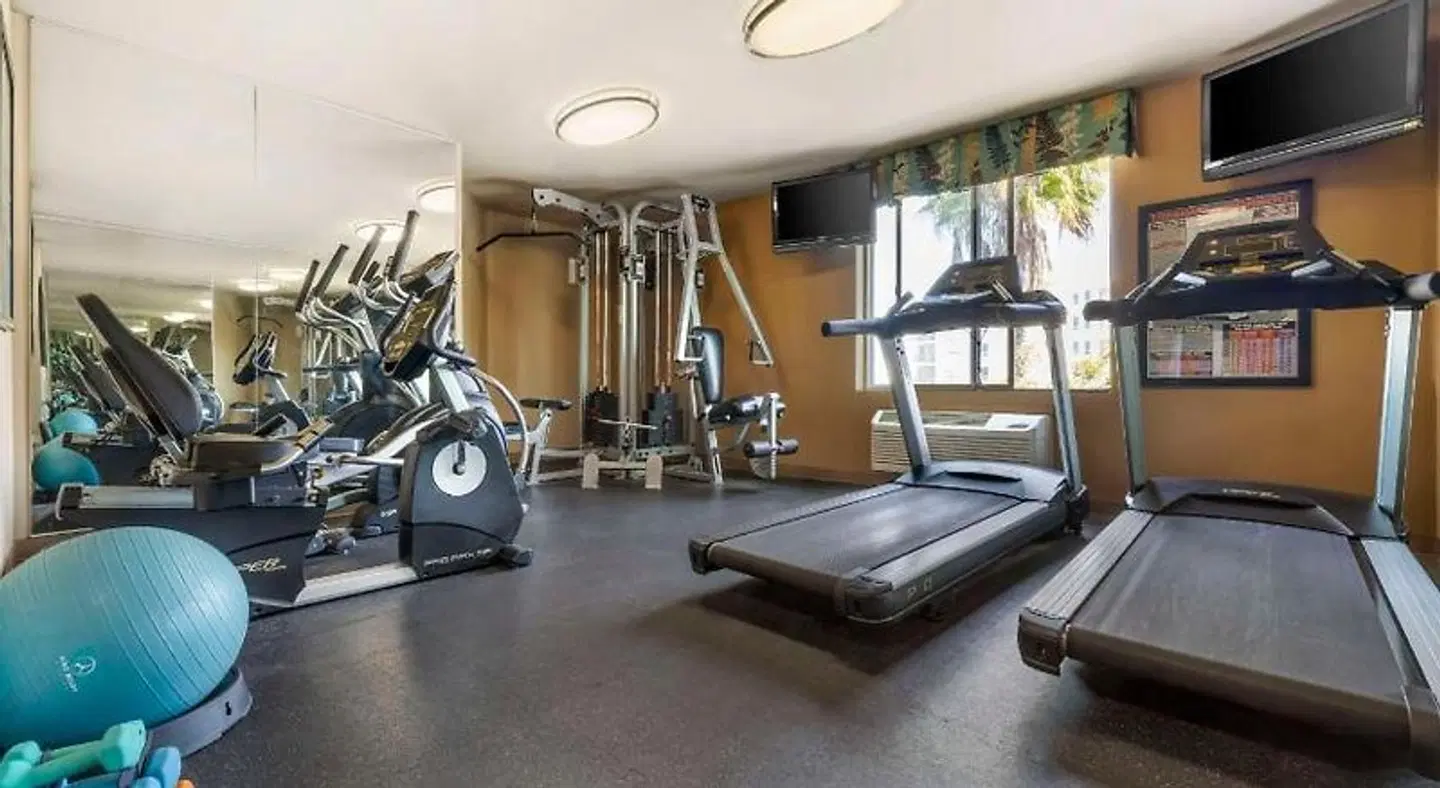 Best Western Plus Oceanside Palms SPORTS_AND_LEISURE
