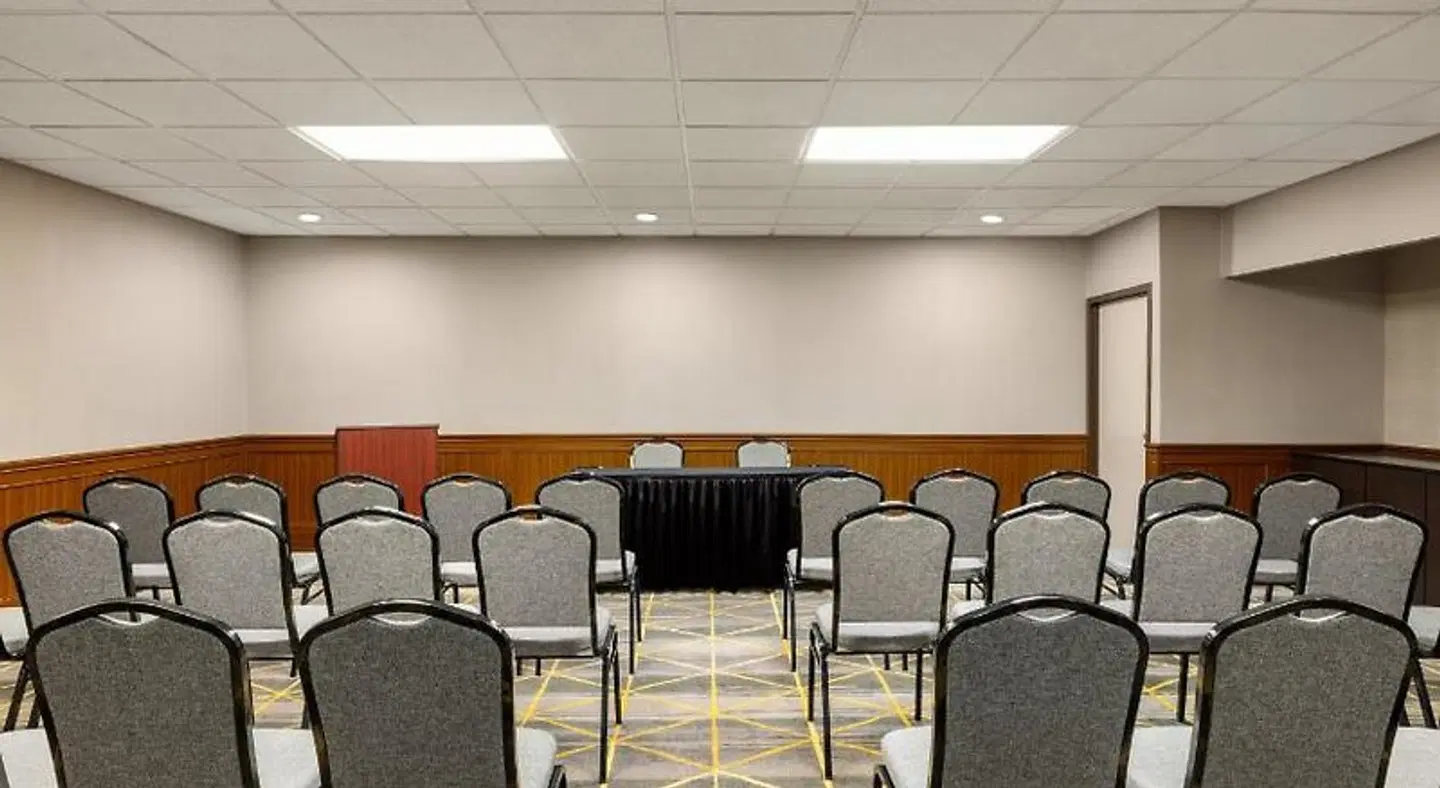 Holiday Inn Louisville East - Hurstbourne by IHG Konferenz