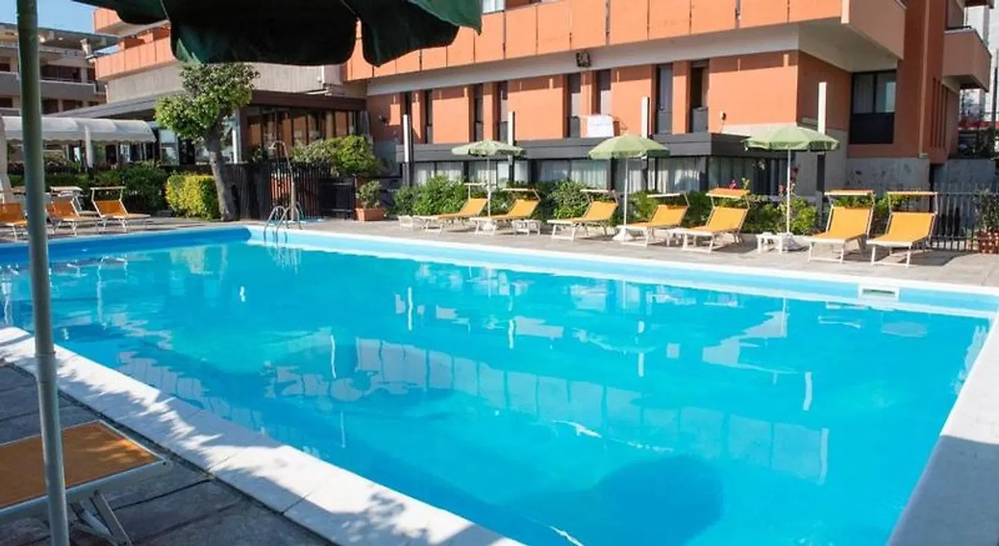 Park Hotel Rimini OUTDOOR_POOL