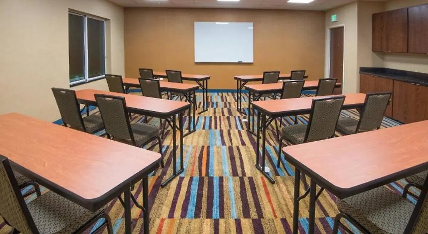 Fairfield by Marriott Inn & Suites Fort Wayne Southwest Konferenz