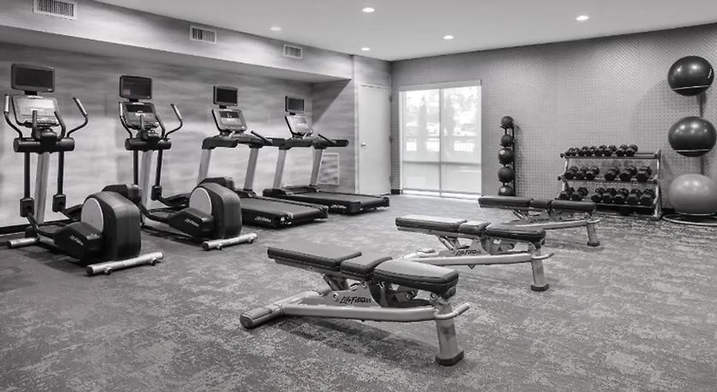 Fairfield by Marriott Inn & Suites Tulsa Central SPORTS_AND_LEISURE