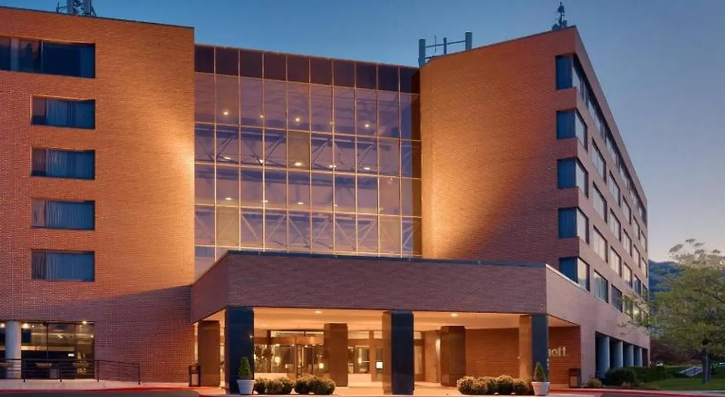 Salt Lake City Marriott University Park EXTERIOR