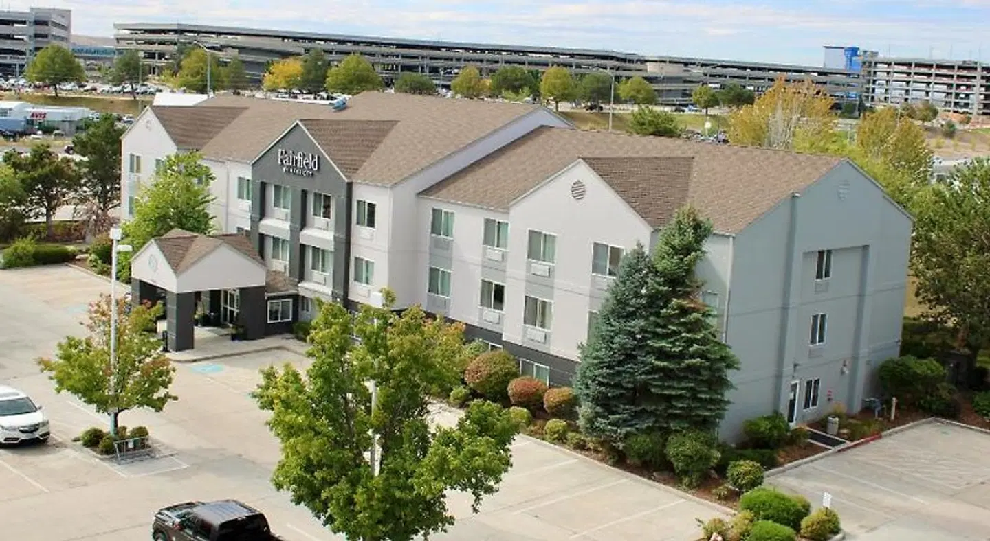 Fairfield Inn by Marriott Boise EXTERIOR